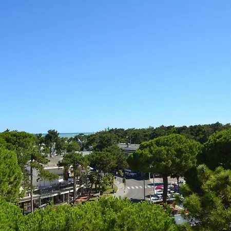 Lignano Pineta With Sea View Apartment Lignano Sabbiadoro Exterior photo