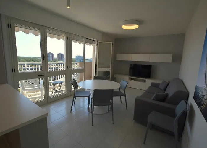 Lignano Pineta With Sea View