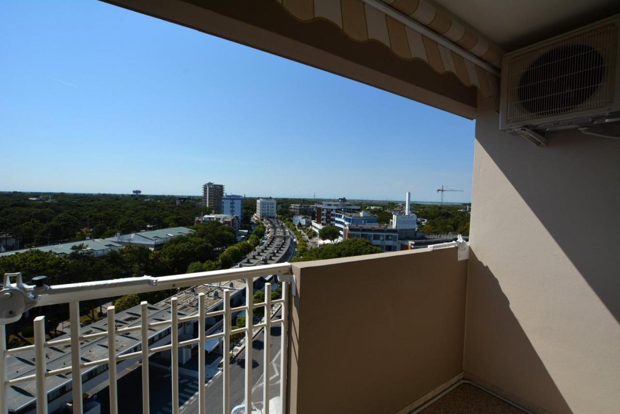 Lignano Pineta With Sea View Apartment *