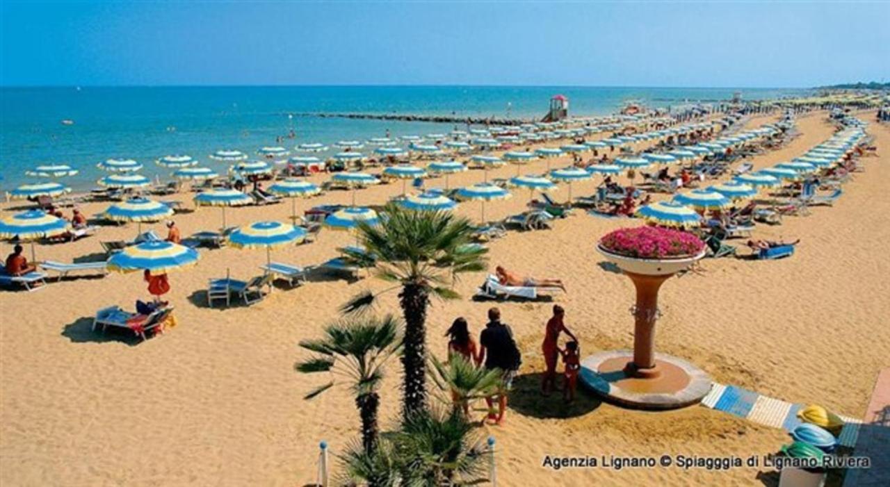 Apartment Lignano Pineta With Sea View